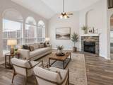 13514 Valencia Drive - Photo 3