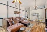 744 Lee Street - Photo 5