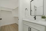 592 Highview Court - Photo 20