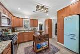 728 Winnetka Avenue - Photo 11