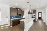 1124 Amaryllis Lane - Photo 10