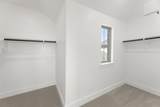 1124 Amaryllis Lane - Photo 15