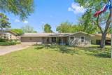 602 Colonial Drive - Photo 2