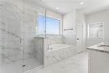 912 Banyan Tree Lane - Photo 29