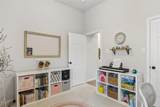 1046 Finsbury Lane - Photo 32