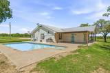 802 Private Road 1675 - Photo 4