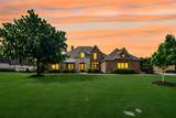 2000 Fair Oaks Lane - Photo 3