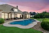 2000 Fair Oaks Lane - Photo 35