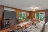 664 Featherston Road - Photo 8