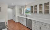 102 Avenue Q - Photo 12