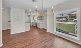 102 Avenue Q - Photo 14