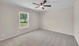 102 Avenue Q - Photo 15