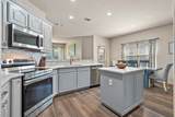 3305 Hornbeam Street - Photo 2