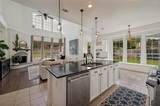 500 Castlewood Drive - Photo 2