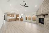 916 Greenleaf Court - Photo 16