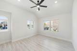 916 Greenleaf Court - Photo 8