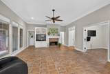 323 Oakland Place - Photo 15