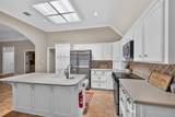 323 Oakland Place - Photo 16