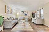 527 Towne House Lane - Photo 3