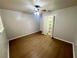 830 Windsor Place - Photo 15