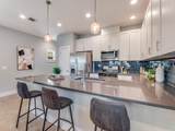 1621 Kyle Avenue - Photo 4