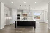 708 Splendor - Photo 12