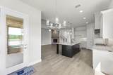 708 Splendor - Photo 16