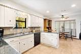 110 Bois D Arc Street - Photo 8