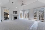 1810 Lakeshore Court - Photo 11