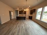 540 Park Side Drive - Photo 4