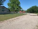 1521 Fm 590 - Photo 17