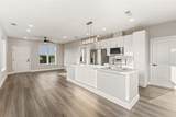 825 Premier Parkway - Photo 2