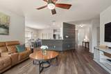 3305 Hornbeam Street - Photo 6