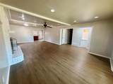 830 Windsor Place - Photo 3