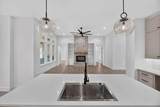 2805 Private - Photo 10