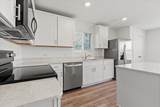 822 Breakwater Drive - Photo 4
