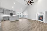 1513 Stetson Street - Photo 3