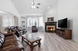 410 Charlie Way - Photo 2
