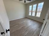 544 Park Side Drive - Photo 3