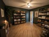 706 Early Boulevard - Photo 18