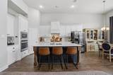 617 Nakoma Drive - Photo 2