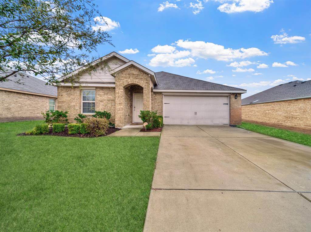 2812 Englenook Drive - Photo 1