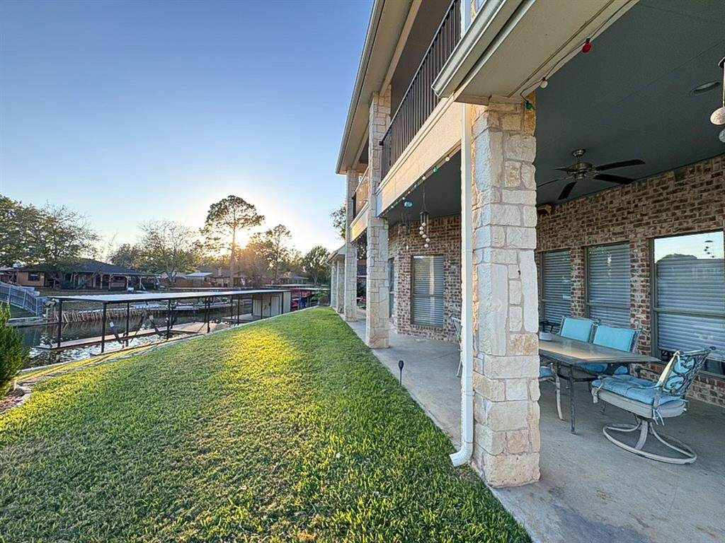 4008 Huron Court - Photo 1