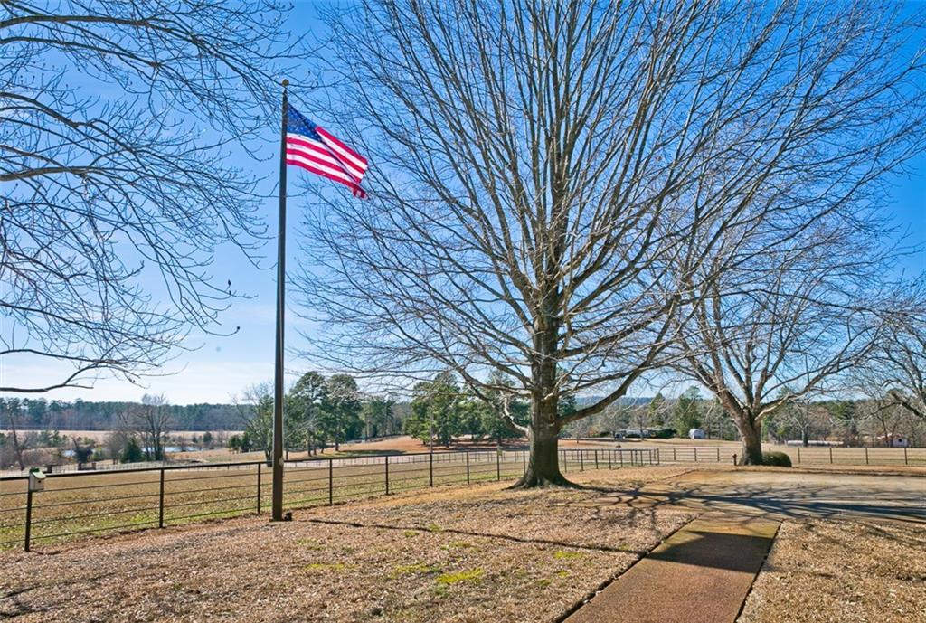 5479 Fm 49 - Photo 1