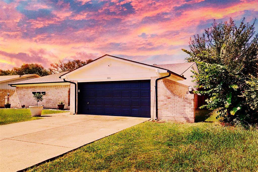 1806 Briar Meadow Drive - Photo 1