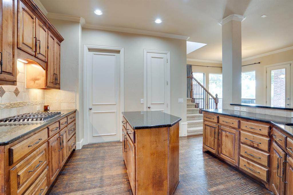 9679 Carriage Hill Lane - Photo 1