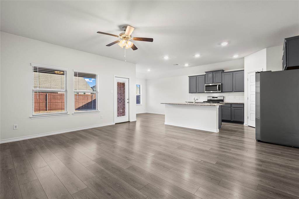 812 Indigo Road - Photo 1
