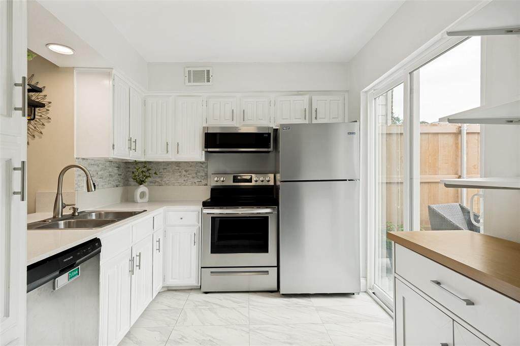 839 Dublin Drive - Photo 1