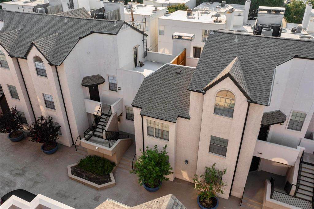 3901 Travis Street - Photo 1