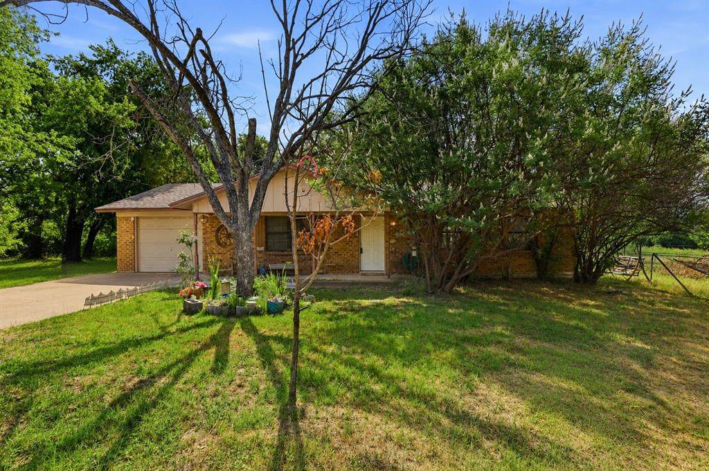 606 Barton Street - Photo 1